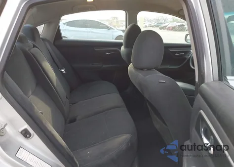 2015 Nissan Altima 2.5/2.5 S/2.5 Sl/2.5 Sv z USA, uszkodzony, nr VIN 1N4AL3AP3FC120431